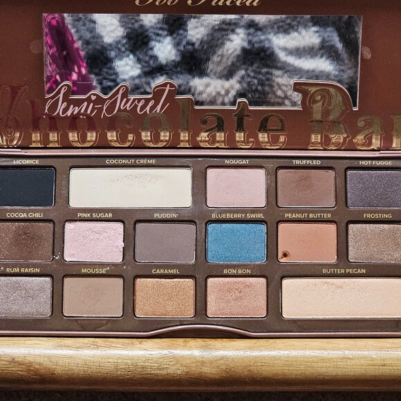 3 x Too Faced SEMI SWEET Chocolate Bar EyeShadow Palette - Picture 3 of 6